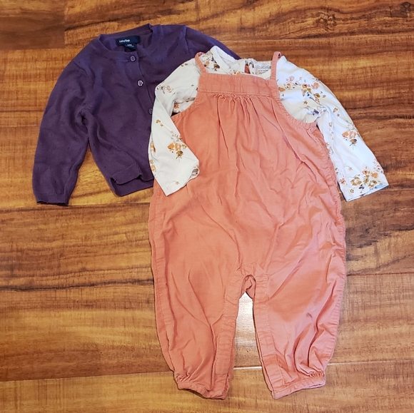 GAP Baby EUC 6-12 months floral bodysuit, peach corduroy overalls, sweater - Picture 1 of 15